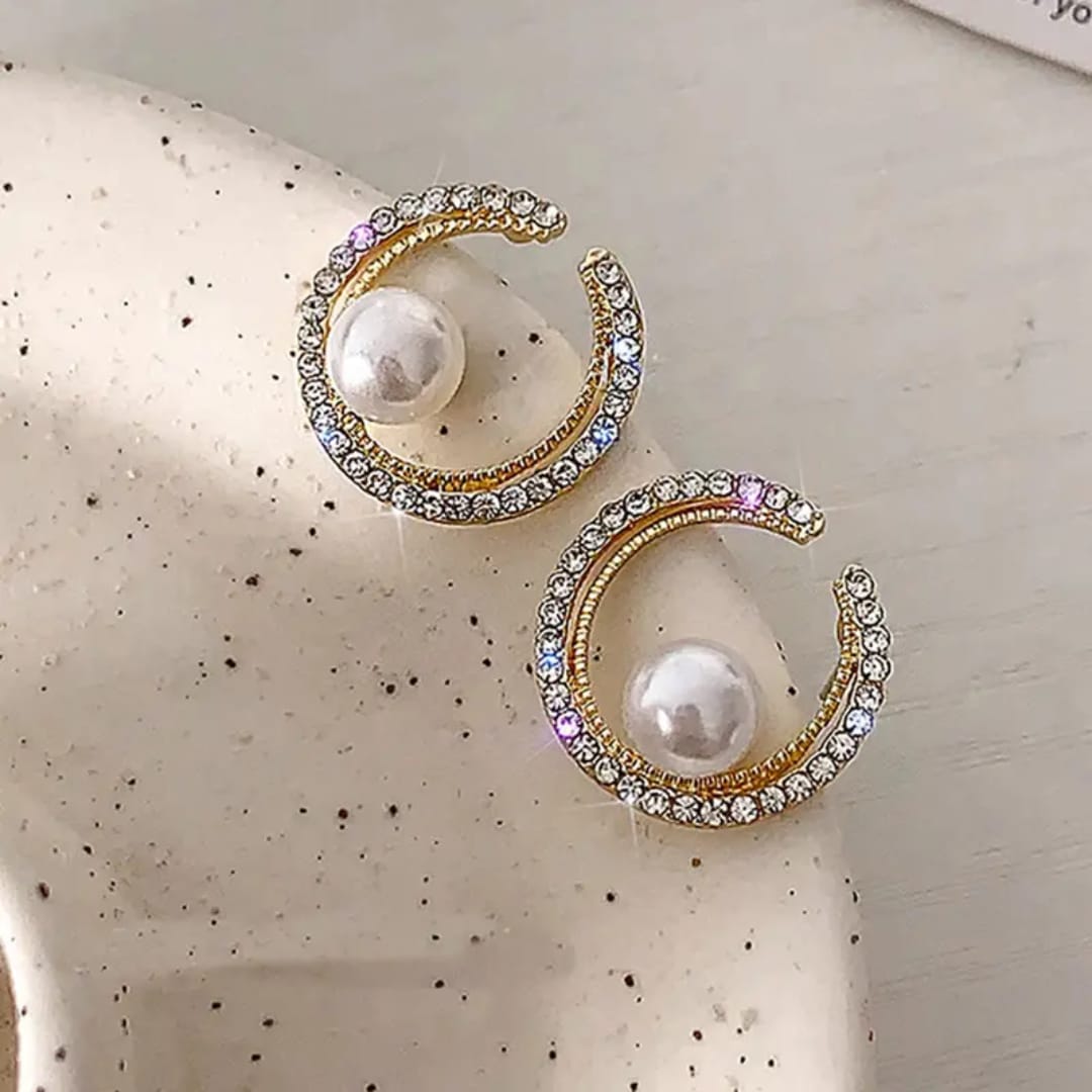 Aylin Starlit Pearl Arc Earrings