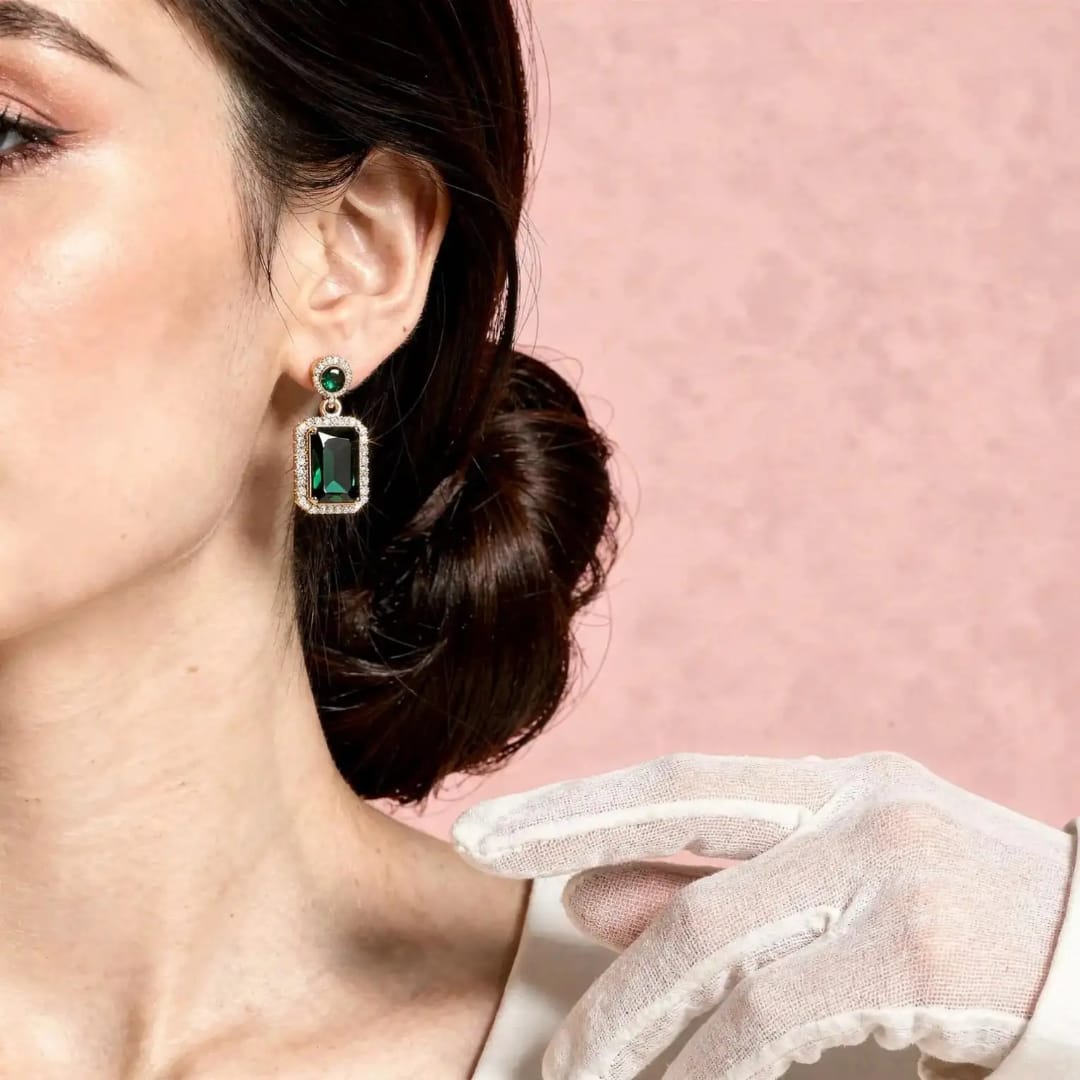 Aylin Emerald Crystal Drops Earrings photo 3