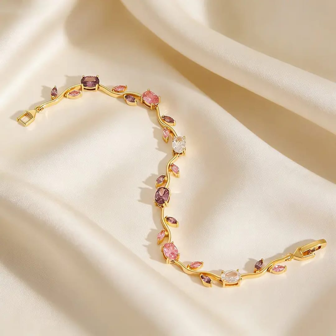 Aylin Cendrillon Lumiére Cz bracelet— Stainless Steel Anti Tarnish with 18k PVD plated. photo 2