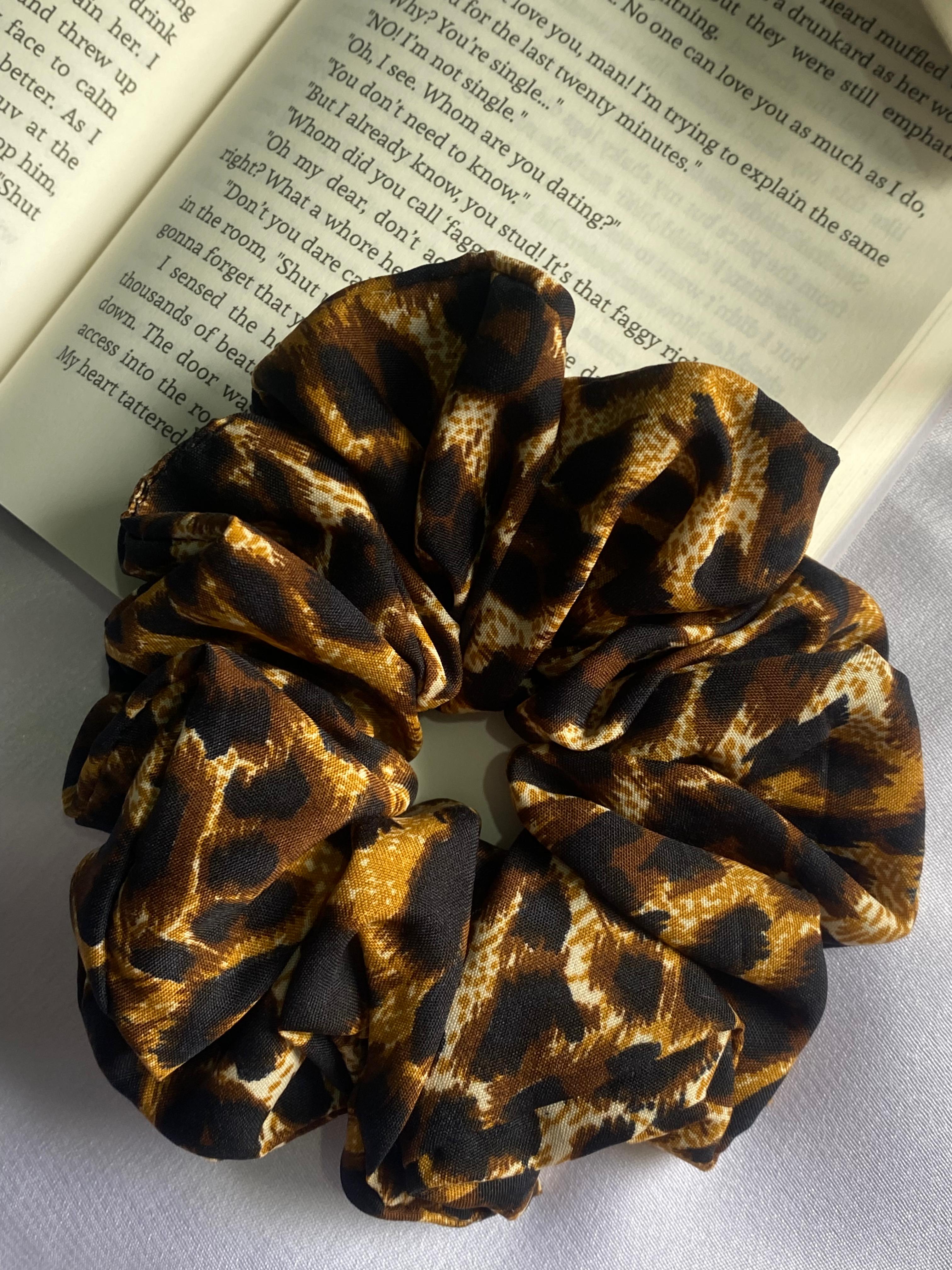 Fauve Léopard scrunchie