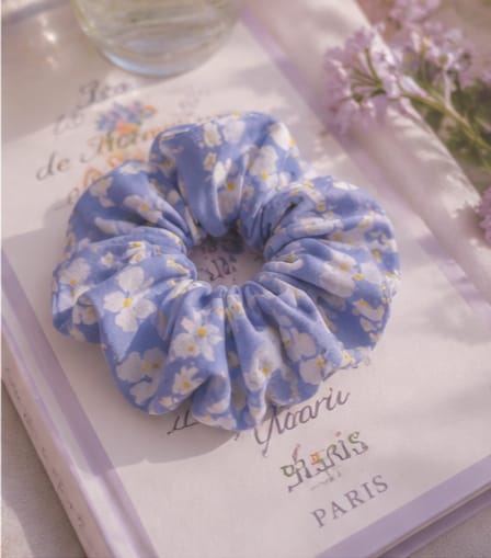 Iris Bloom Scrunchie photo 3