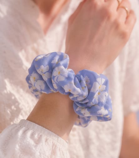 Iris Bloom Scrunchie photo 5