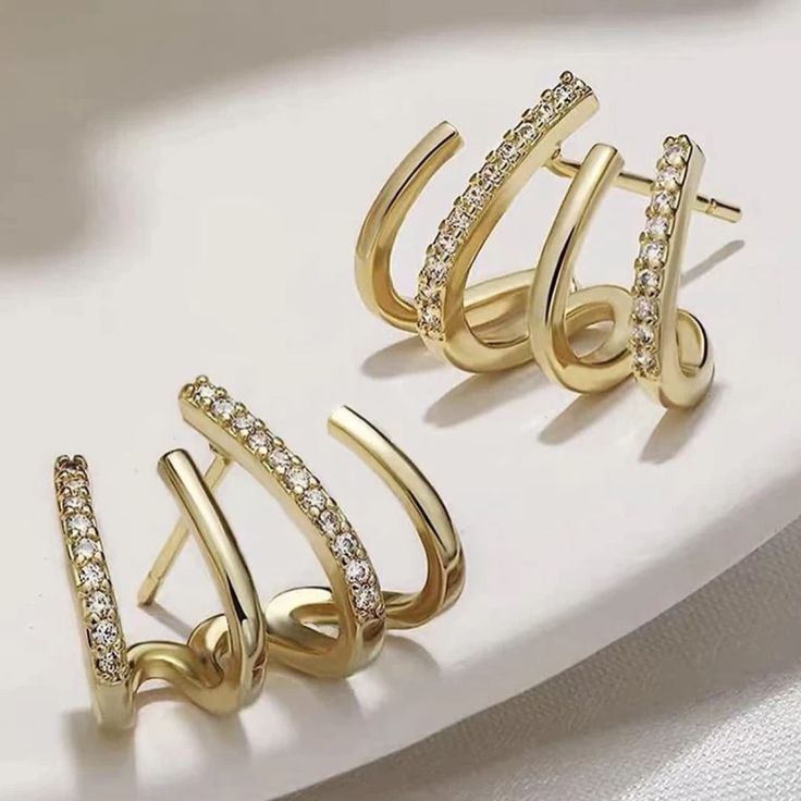 Aylin Crystal Claw Lumière Gold Earrings photo 3