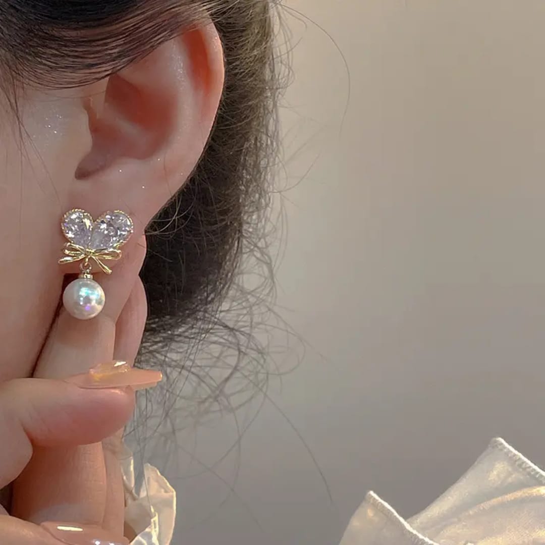 Aylin Bow & Pearl Drop Earrings photo 4