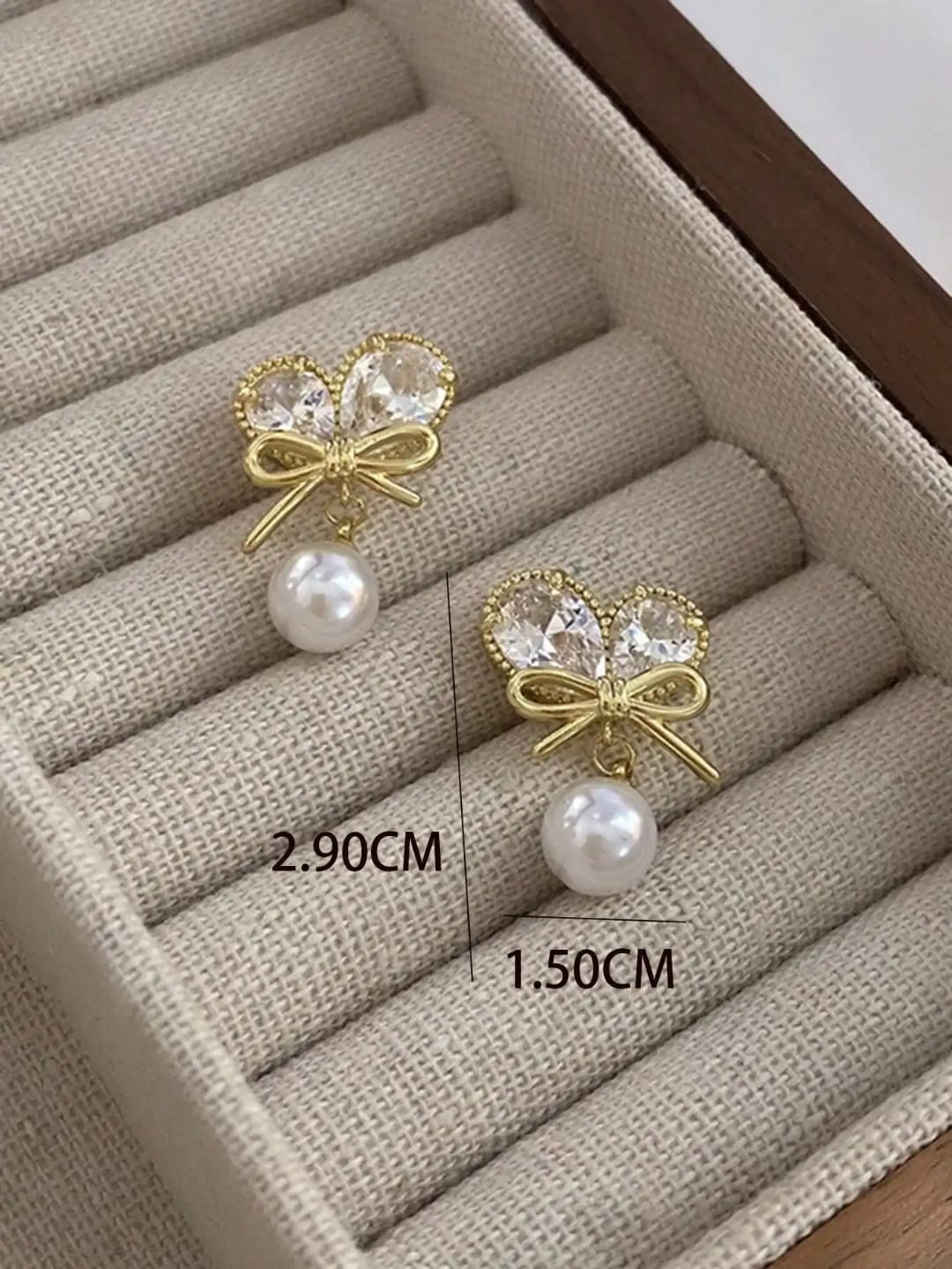 Aylin Bow & Pearl Drop Earrings photo 5